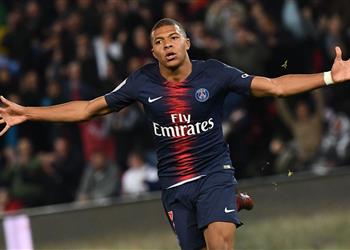 فيديو مبابي يدخل التاريخ بعد سوبر هاتريك ليون