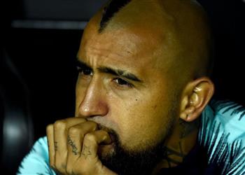 ماركا فالفيردي يستجيب لغضب فيدال ويجلسه على مقاعد البدلاء