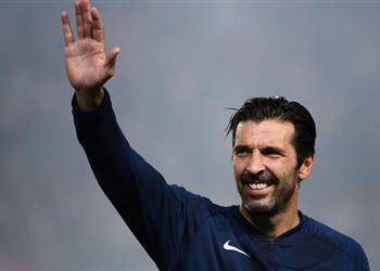 بوفون يكشف عن خططه بعد الاعتزال ويختار أكثر مباراة مميزة في مسيرته