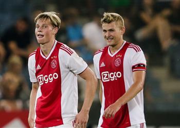 رد فعل غريب من مدافع أياكس إتجاه اهتمام برشلونة