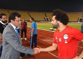وزير الرياضة يتابع مران منتخب مصر ويوجه رسالة للاعبين قبل مواجهة سوازيلاند
