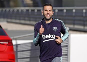 برشلونة يتمهل في تجديد عقد ألبا