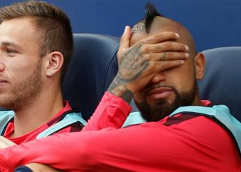 فيدال ينهي الجدل بعد أزمة رد فعله الغاضب