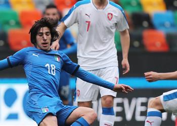 تشيلسي ي نافس كبار إيطاليا على بيرلو الجديد