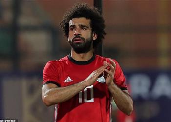 صلاح يثير الجدل بصورة على فيس بوك