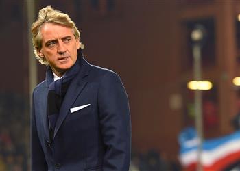 مانشيني يستبعد أربعة لاعبين من قائمة إيطاليا لمواجهة بولندا