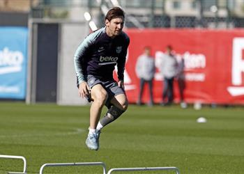 برشلونة يرد على تصريحات مارادونا وعرض مانشستر سيتي لميسي