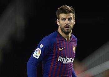 بيكيه يثير غضب برشلونة