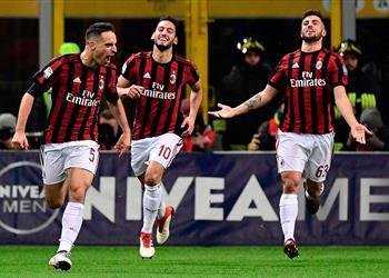 ميلان يبدأ مفاوضات تجديد عقد نجمه
