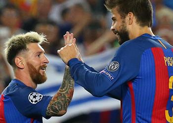 ميسي وبيكيه يدعمان انتقال بوجبا إلى برشلونة