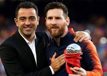 تشافي يدافع عن ميسي بعد تصريحات مارادونا قائد لا يصدق