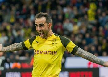 مدرب دورتموند يشيد بألكاسير ويلمح لمعاناته مع برشلونة