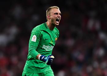 برشلونة يراقب بديلا لسيلسين من الليجا