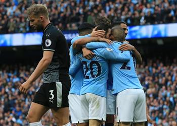 فيديو مانشستر سيتي يعتلي صدارة البريميرليج بخماسية في بيرنلي