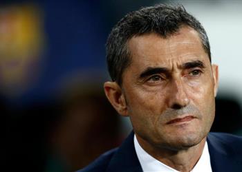 فالفيردي يعلن تشكيل برشلونة لمواجهة إشبيلية بالدوري الإسباني