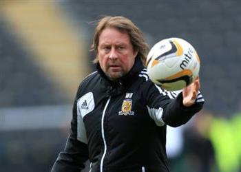 الجونة يعلن تعاقده مع مدرب أحمال إنجليزي