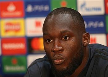 لوكاكو رونالدو مثال يحتذى به ولهذا السبب أسجل أهداف ا أكثر مع بلجيكا عن مانشستر