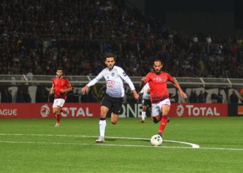 مدرب منتخب مصر يتحدث عن تأهل الأهلي لنهائي إفريقيا وسر استبعاد وليد سليمان الرائع