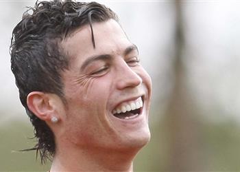 لاعب سابق بمانشستر يونايتد رونالدو شخص مغرور