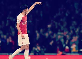 أوزيل رونالدو أفضل من لعبت معه وميسي الخصم الأقوى