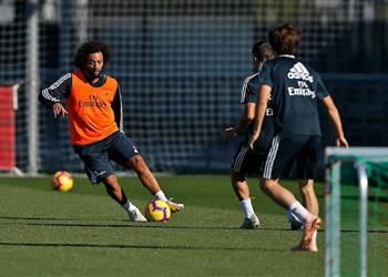 مارسيلو يعود لتدريبات ريال مدريد قبل الكلاسيكو
