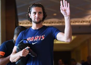 باريس سان جيرمان يوجه ضربة لبرشلونة