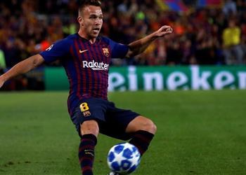 موندو ديبورتيفو تكشف موقف آرثر من اللعب ضد ريال مدريد بالكلاسيكو