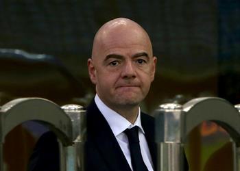 رئيس الفيفا يحظر لعب مباراة برشلونة وجيرونا في ميامي