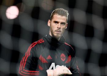 مورينيو يثير التكهنات حول مستقبل دي خيا