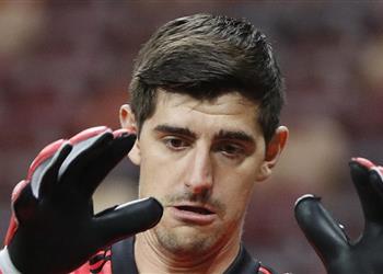 كورتوا يهدد صحيفة إسبانية باتخاذ إجراءات قانونية