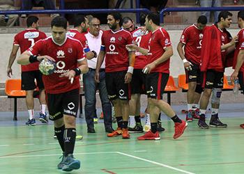 الأهلي يتأهل إلى نهائي إفريقيا لليد على حساب المجمع البترولي ويضرب موعد ا مع الزمالك