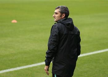 فالفيردي يعلن قائمة برشلونة لمواجهة الكلاسيكو