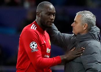 مورينيو يكشف سبب غياب لوكاكو عن التشكيل الأساسي أمام إيفرتون