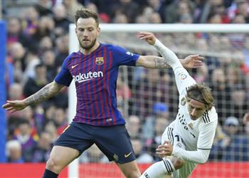 بعد اكتساح ريال مدريد راكيتيتش ميسي يستطيع أن يستريح والهدف الثالث ساعدنا كثير ا