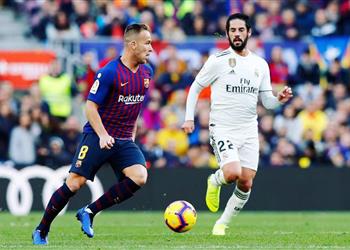 آرثر ي علق على المشاركة الأولى له بالكلاسيكو