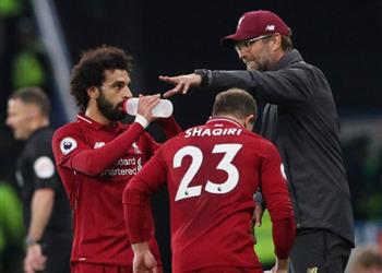 كلوب الجميع يركز على محمد صلاح فقط وإذا كنا عرايا لن يلاحظنا أحد