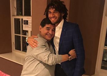 محمد النني يهنيء مارادونا بعيد ميلاده