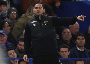 لامبارد أشعر بخيبة أمل بعد هزيمتنا أمام تشيلسي وفخور بأداء ديربي كاونتي