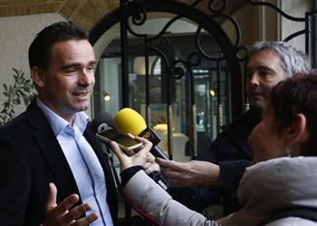 أياكس يبعث رسالة واضحة لبرشلونة بشأن مستقبل نجميه