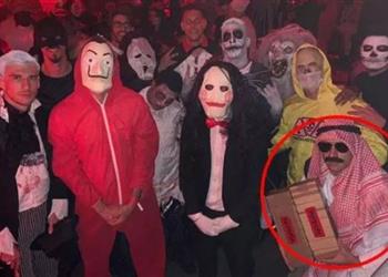 رافينيا يتعرض لهجوم عنيف بسبب زي الـ هالويين