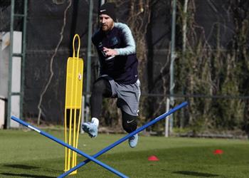 ميسي يتدرب بشكل طبيعي وثنائي برشلونة يبدأ التعافي