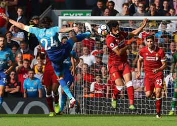 موعد والقناة الناقلة والمعلق لمباراة آرسنال وليفربول في الدوري الإنجليزي الممتاز