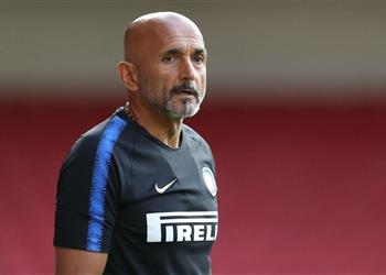 سباليتي يتبع سياسة التناوب أمام جنوى بسبب برشلونة