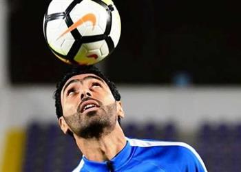 حسين الشحات أساسي ا أمام بني ياس في الدوري الإماراتي