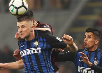 تقارير إنتر ميلان يوجه صفعة قوية لبرشلونة ويقترب من تجديد عقد لاعبه