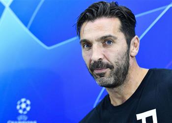 بوفون مواجهة نابولي ليست سهلة وباريس سان جيرمان في وضع صعب