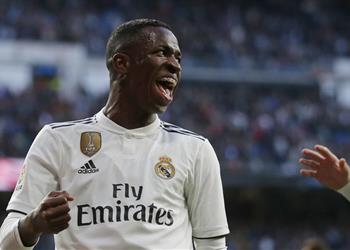 وكيله لن يستطيع أحد إيقاف فينيسيوس مع ريال مدريد