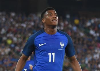 مارسيال وميندي يعودان لقائمة فرنسا لمواجهة هولندا وأوروجواي