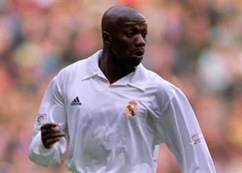 ماكيليلي ينصح فينيسيوس بالسير على خطى مبابي ويدافع عن كريم بنزيما