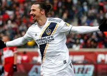 رايولا يكشف أخر تطورات المفاوضات بين إبراهيموفيتش وميلان